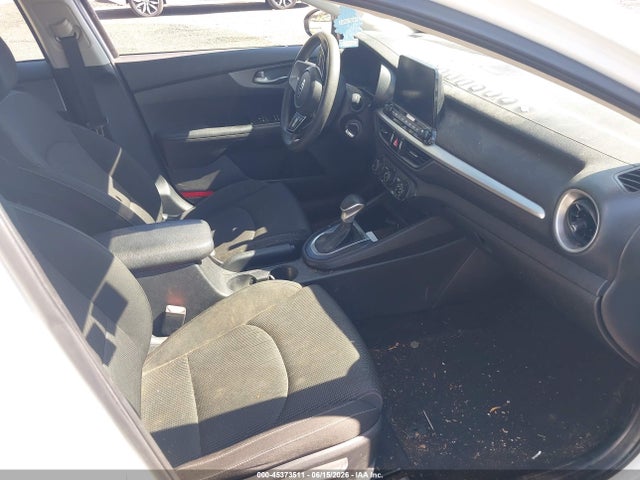 2021 Kia Forte Lxs მანქანა იყიდება აუქციონზე, vin: 3KPF24AD3ME399027, აუქციონის ნომერი: 45373511