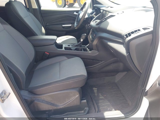 2017 Ford Escape Se მანქანა იყიდება აუქციონზე, vin: 1FMCU0GD3HUE63888, აუქციონის ნომერი: 45373519