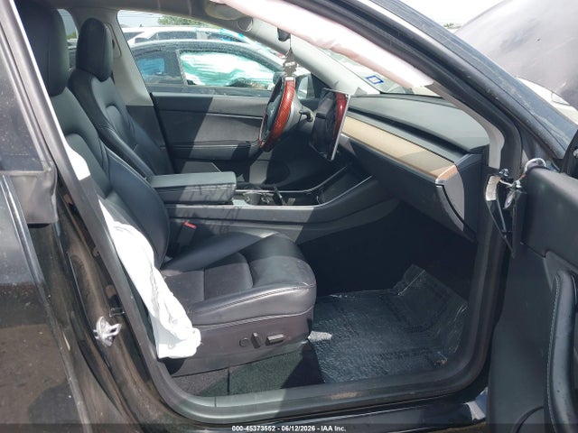 45373552 :رقم المزاد ، 5YJYGDEE4LF050402 vin ، 2020 Tesla Model Y Long Range Dual Motor All-wheel Drive مزاد بيع