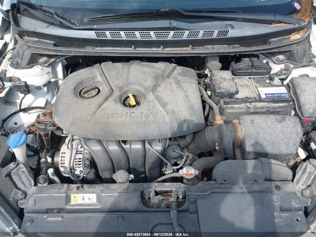 2016 Hyundai Elantra Se მანქანა იყიდება აუქციონზე, vin: 5NPDH4AE4GH765818, აუქციონის ნომერი: 45373603