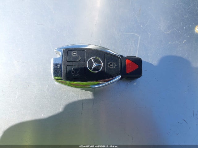 WDDSJ4GBXGN357841 Mercedes-Benz CLA 250 4MATIC