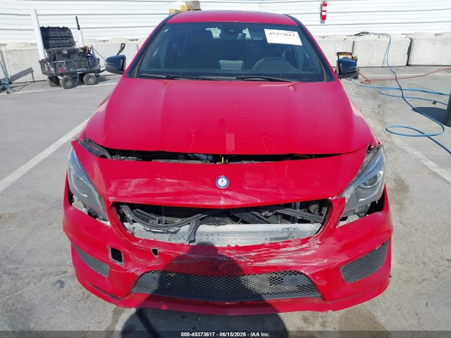 WDDSJ4GBXGN357841 Mercedes-Benz CLA 250 4MATIC