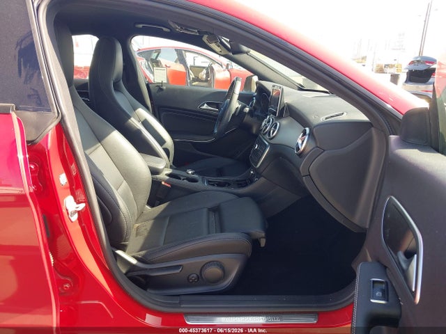 WDDSJ4GBXGN357841 Mercedes-Benz CLA 250 4MATIC