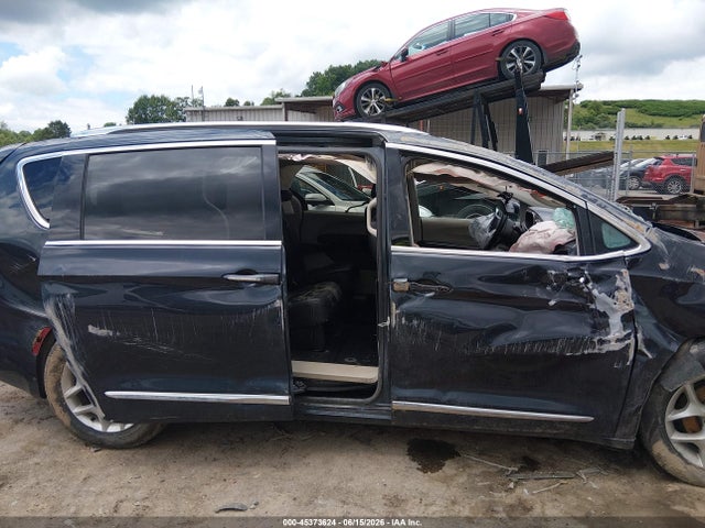 45373624 :رقم المزاد ، 2C4RC1BG5KR738111 vin ، 2019 Chrysler Pacifica Touring L مزاد بيع