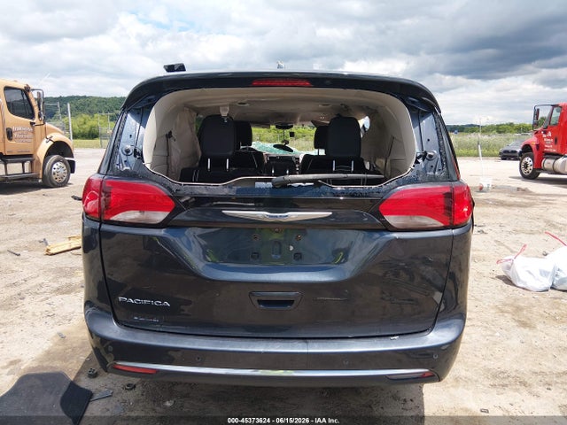 45373624 :رقم المزاد ، 2C4RC1BG5KR738111 vin ، 2019 Chrysler Pacifica Touring L مزاد بيع