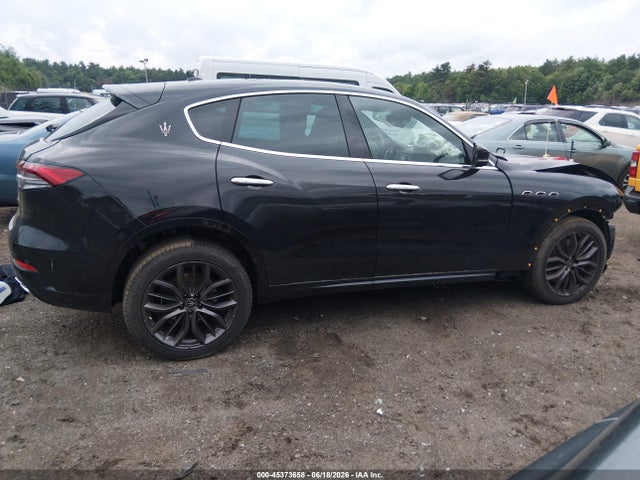Aukcja sprzedaży 2024 Maserati Levante Gt Ultima, vin: ZN661XUM6RX453832, numer aukcji: 45373658