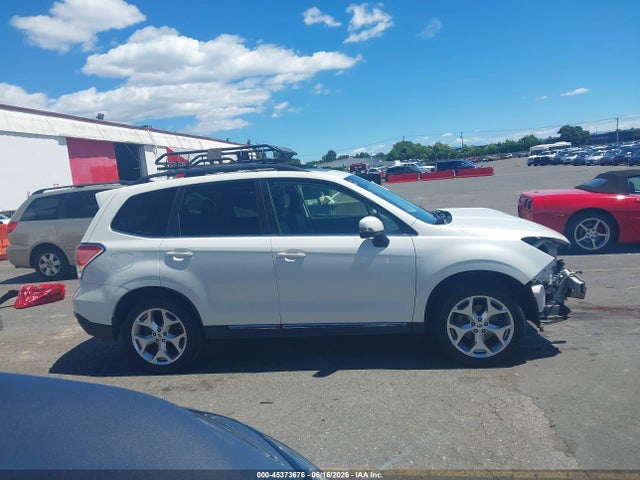 Subaru Forester 2.5i Touring 2017 JF2SJAWC6HH457892 Image 14