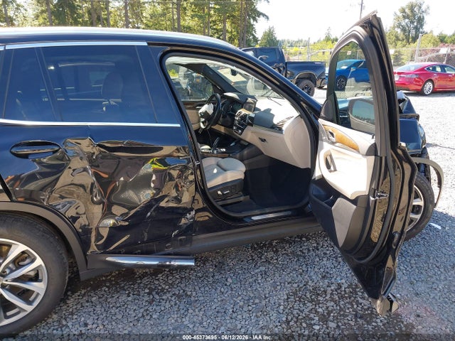 5UXTR9C50JLC75755 BMW X3 Xdrive30i