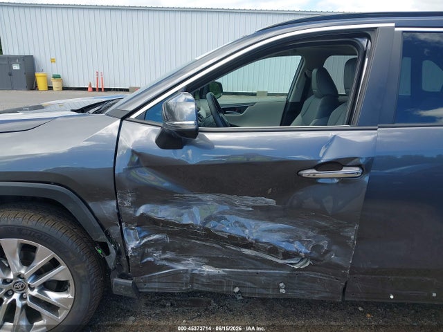 Toyota Rav4 Limited 2025 2T3N1RFV2SC506827 Image 6