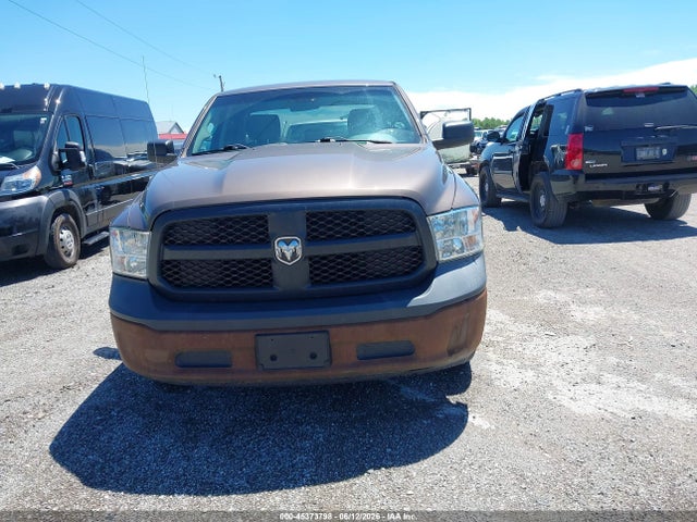 45373798 :رقم المزاد ، 1C6RR6FG4KS647794 vin ، 2019 Ram 1500 Classic Tradesman  4x2 6'4 Box مزاد بيع