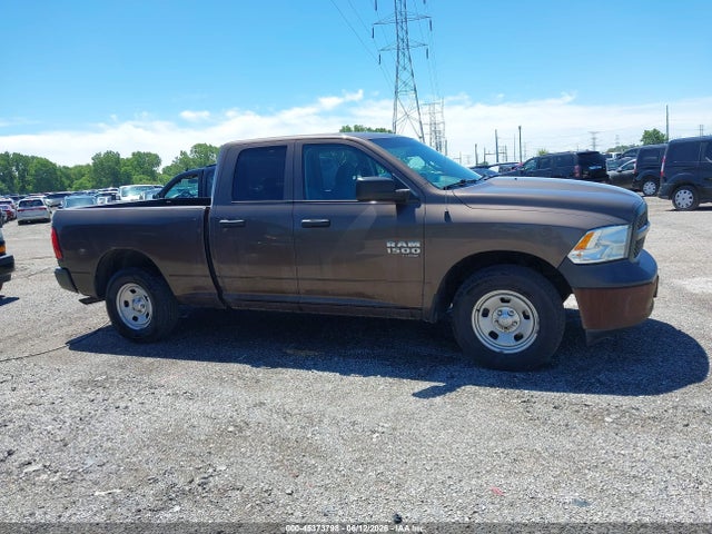 45373798 :رقم المزاد ، 1C6RR6FG4KS647794 vin ، 2019 Ram 1500 Classic Tradesman  4x2 6'4 Box مزاد بيع