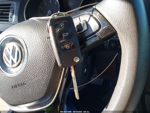 3VW267AJ4GM326718 Volkswagen Jetta 1.4t S