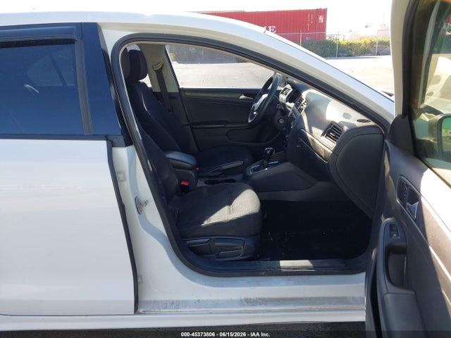 3VW267AJ4GM326718 Volkswagen Jetta 1.4t S