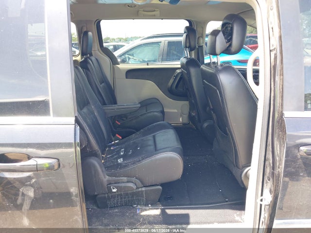 45373829 :رقم المزاد ، 2C4RC1BG9FR619628 vin ، 2015 Chrysler Town & Country Touring مزاد بيع