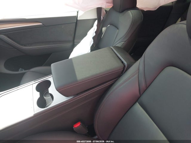 Auction sale of the 2025 Tesla Model Y Long Range Dual Motor All-wheel Drive, vin: 7SAYGAEE9SF248618, lot number: 45373899