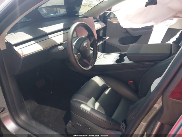 Auction sale of the 2025 Tesla Model Y Long Range Dual Motor All-wheel Drive, vin: 7SAYGAEE9SF248618, lot number: 45373899