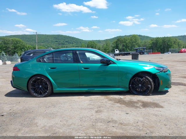 BMW M5 2026 WBS83FK00TCW75661 Image 13