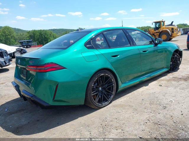BMW M5 2026 WBS83FK00TCW75661 Image 4