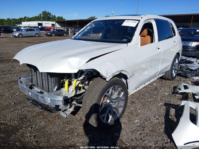 5UX23EM0XT9038518 BMW X7 Xdrive40i