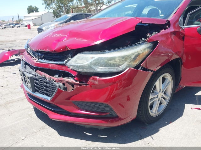 Chevrolet Cruze Lt Auto 2018 3G1BE6SM7JS600482 Image 12