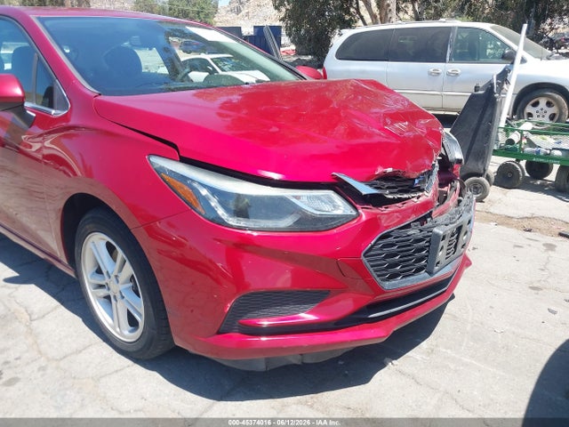 Chevrolet Cruze Lt Auto 2018 3G1BE6SM7JS600482 Image 18