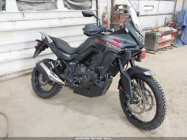 Honda Xl750 2024 JH2RD1618RK103810 main image