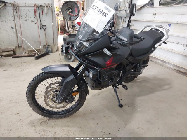 Honda Xl750 2024 JH2RD1618RK103810 Image 2