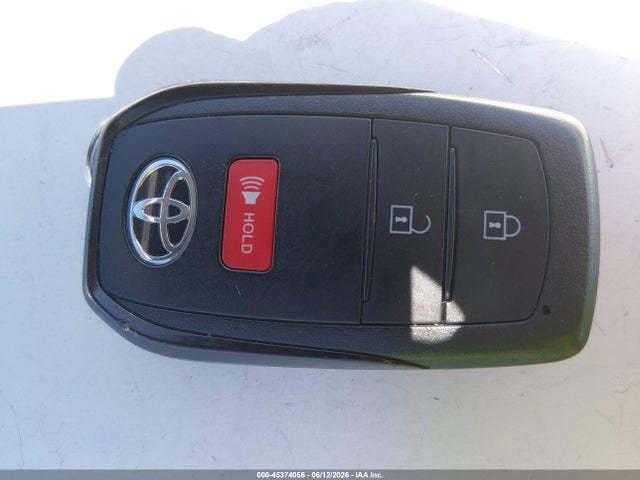 Toyota Prius Le 2025 JTDACAAU0S3061210 Image 11