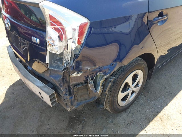 Toyota Prius Two 2014 JTDKN3DU8E0364795 Image 6