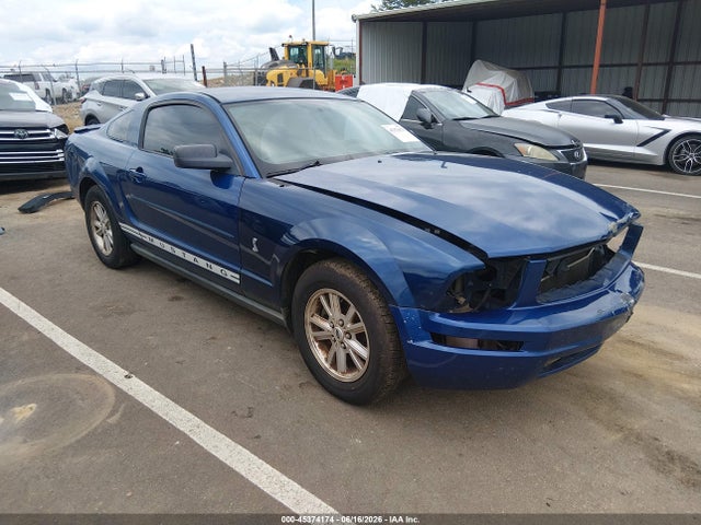 Auction sale of the 2008 Ford Mustang V6 Deluxe/v6 Premium, vin: 1ZVHT80N185208422, lot number: 45374174