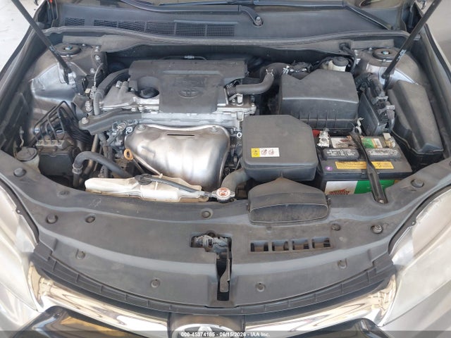 4T1BF1FK1HU727685 Toyota CAMRY SE