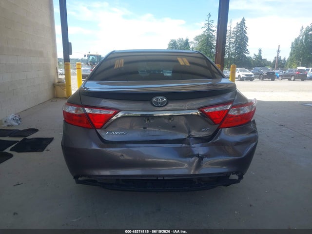 4T1BF1FK1HU727685 Toyota CAMRY SE