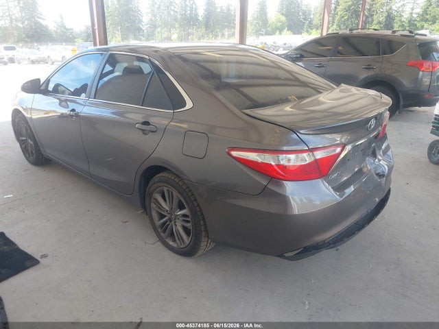 4T1BF1FK1HU727685 Toyota CAMRY SE