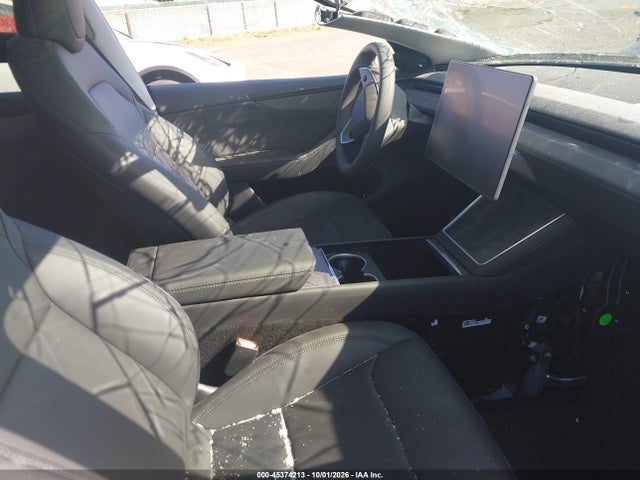 Продажа на аукционе авто 2026 Tesla Model Y Premium Rear-wheel Drive/rear-wheel Drive, vin: 7SAYGDED7TF461531, номер лота: 45374213