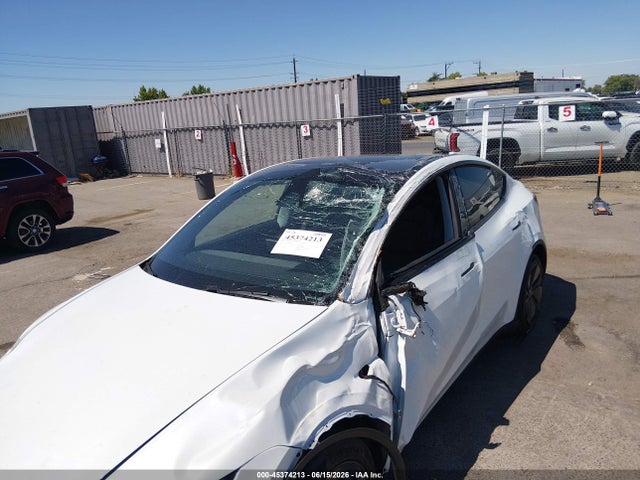 Продажа на аукционе авто 2026 Tesla Model Y Premium Rear-wheel Drive/rear-wheel Drive, vin: 7SAYGDED7TF461531, номер лота: 45374213