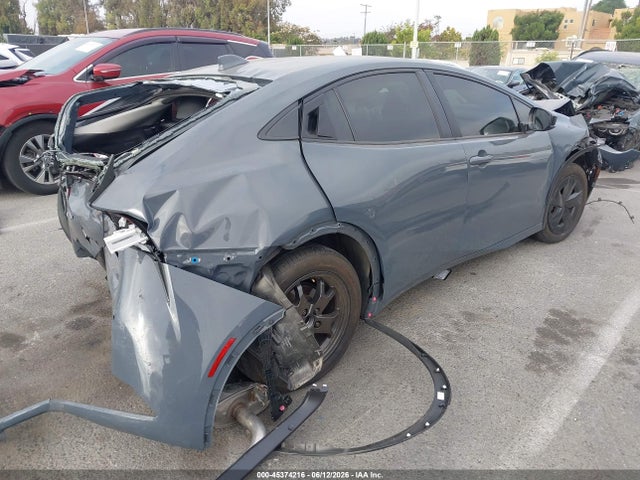 Toyota Prius Le 2025 JTDACAAU9S3064249 Image 4