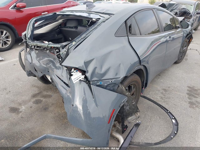 Toyota Prius Le 2025 JTDACAAU9S3064249 Image 12