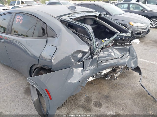 Toyota Prius Le 2025 JTDACAAU9S3064249 Image 13