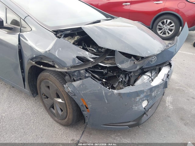 Toyota Prius Le 2025 JTDACAAU9S3064249 Image 15