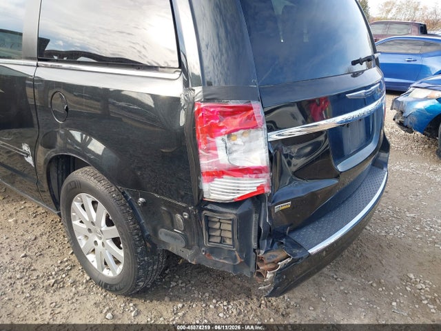 Продажа на аукционе авто 2016 Chrysler Town & Country Touring, vin: 2C4RC1BG0GR237974, номер лота: 45374219