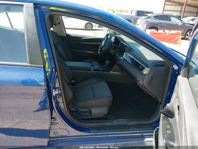 Toyota CAMRY LE 2025 4T1DAACK6SU036378 Image 5