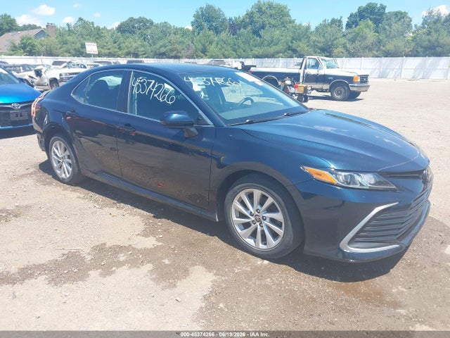Продажа на аукционе авто 2021 Toyota Camry Le, vin: 4T1C11AK4MU459963, номер лота: 45374266