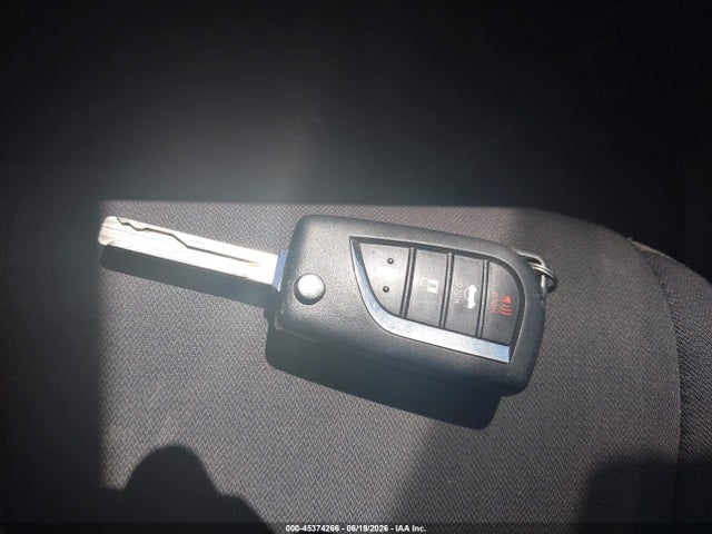 Продажа на аукционе авто 2021 Toyota Camry Le, vin: 4T1C11AK4MU459963, номер лота: 45374266