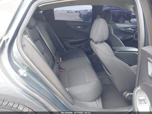 1G1ZC5ST5LF007300 Chevrolet Malibu Fwd 1fl