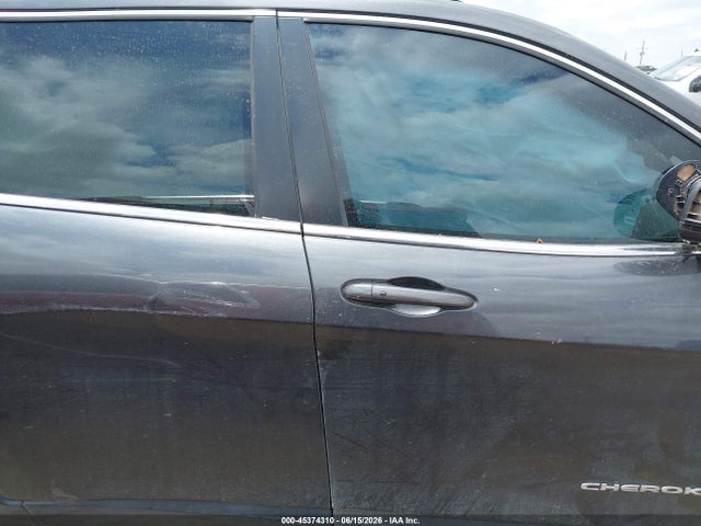 Продажа на аукционе авто 2015 Jeep Cherokee Limited, vin: 1C4PJLDS8FW505718, номер лота: 45374310