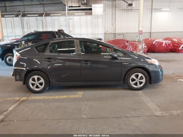Toyota Prius Two 2014 JTDKN3DU1E0367330 Image 14