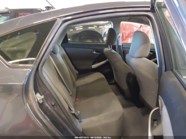 Toyota Prius Two 2014 JTDKN3DU1E0367330 Image 8