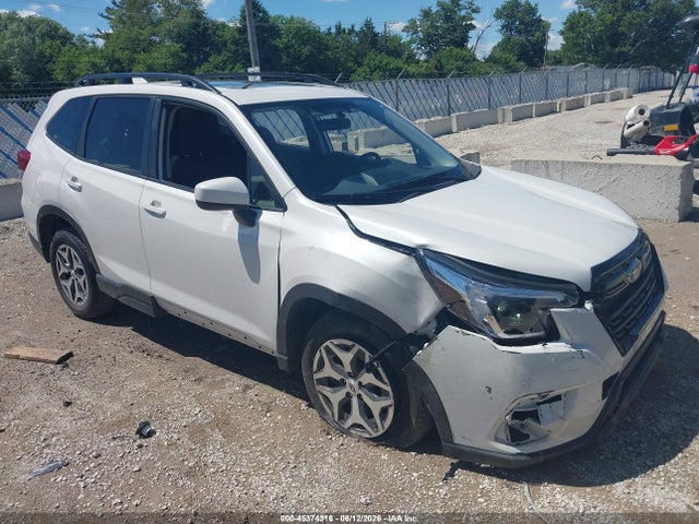 Продажа на аукционе авто 2023 Subaru Forester Premium, vin: JF2SKADC6PH449600, номер лота: 45374316