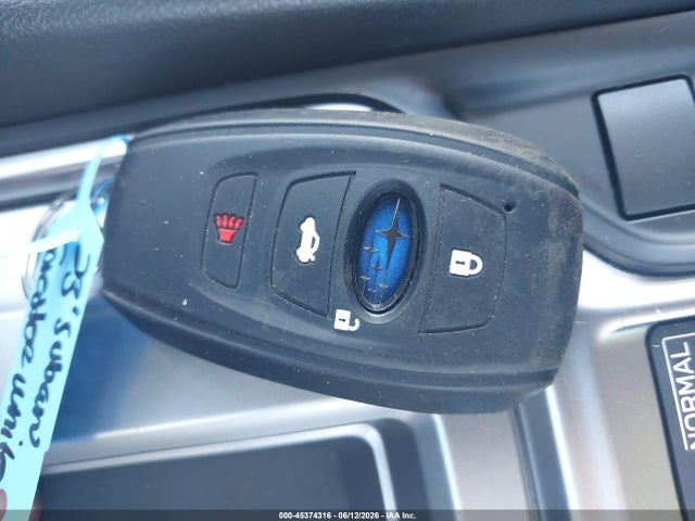 Продажа на аукционе авто 2023 Subaru Forester Premium, vin: JF2SKADC6PH449600, номер лота: 45374316