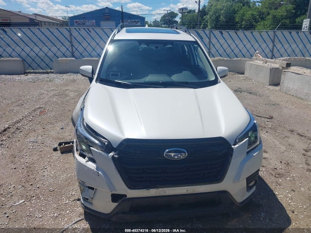 Продажа на аукционе авто 2023 Subaru Forester Premium, vin: JF2SKADC6PH449600, номер лота: 45374316